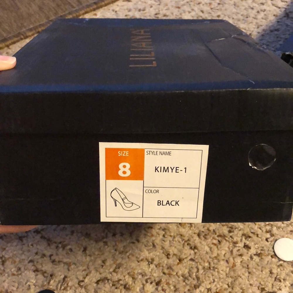 Pumps - Picture 5 of 5